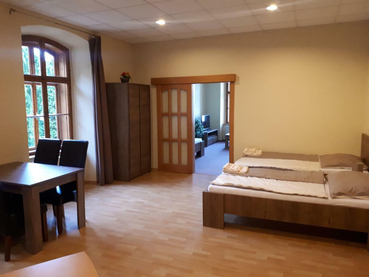 Apartmany Setkova Vila Jindřichŭv Hradec Ngoại thất bức ảnh