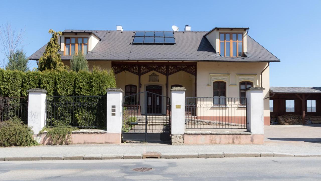 Apartmany Setkova Vila Jindřichŭv Hradec Ngoại thất bức ảnh