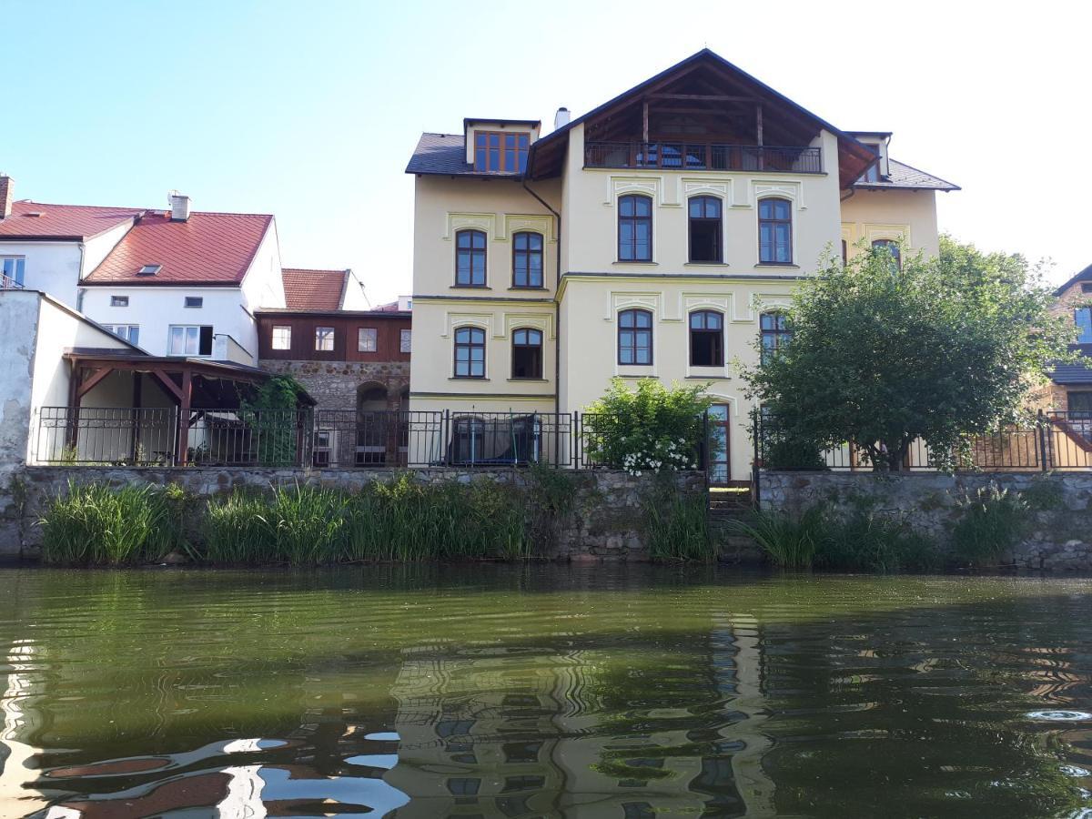 Apartmany Setkova Vila Jindřichŭv Hradec Ngoại thất bức ảnh